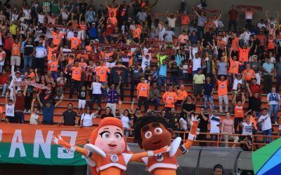 UN AÑO A PUERTA CERRADA