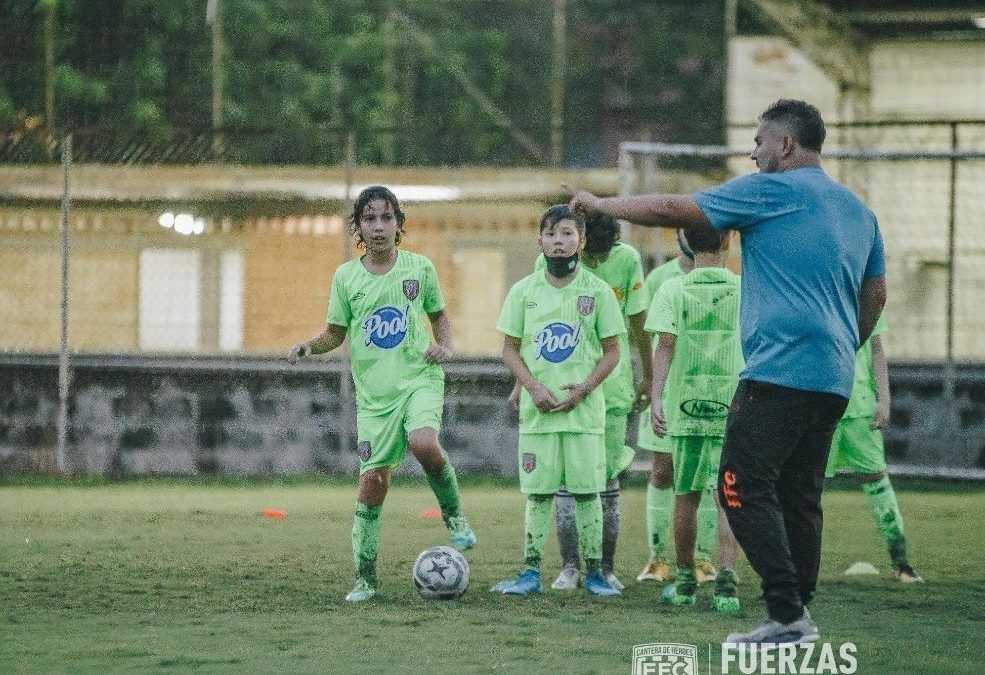 PRE-INSCRIPCIONES ABIERTAS PARA LA ESCUELA DE INICIACIÓN 2022
