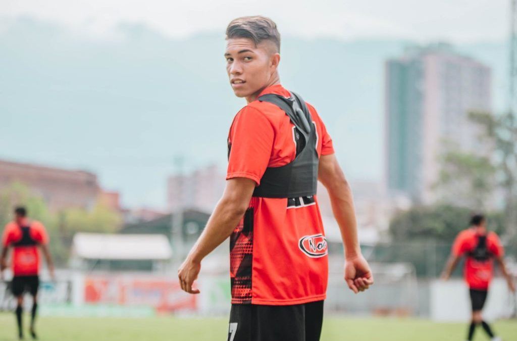 CARLOS PATERNINA IRÁ AL FÚTBOL DE LOS ESTADOS UNIDOS