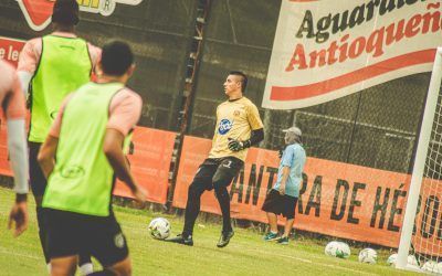 CON LA CABEZA EN EL CLÁSICO