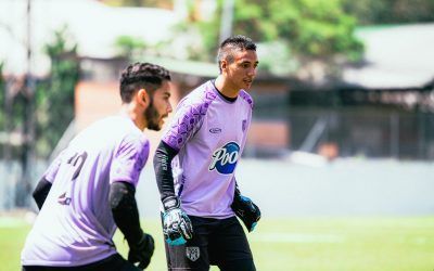 EL NARANJA PREPARA LO QUE VIENE