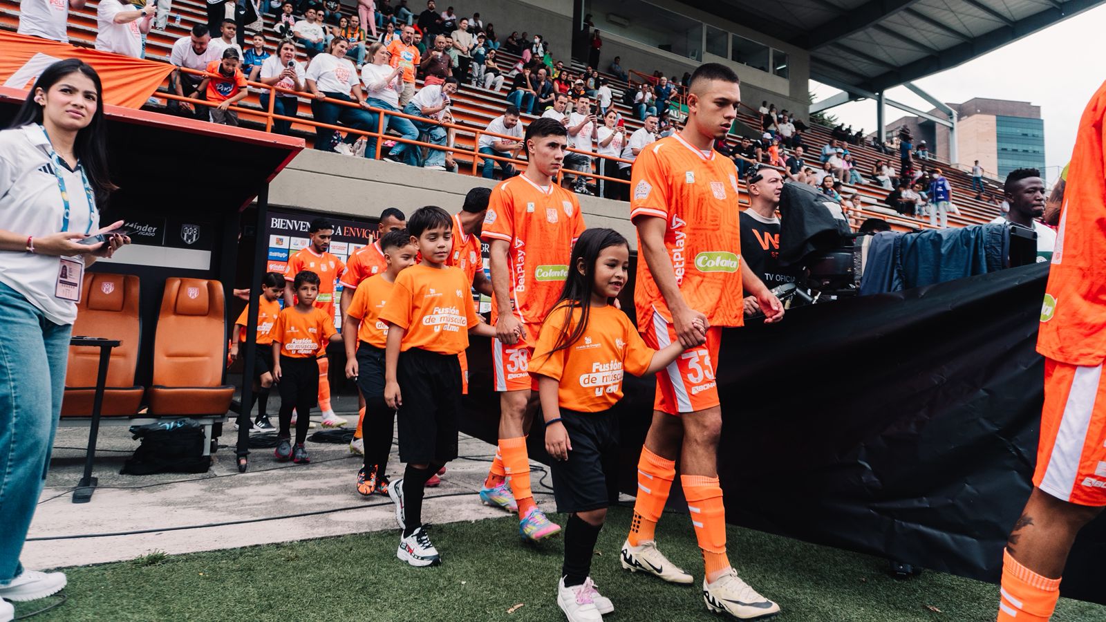 ENVIGADO FC SE IMPUSO EN CASA Y ES LÍDER PARCIAL