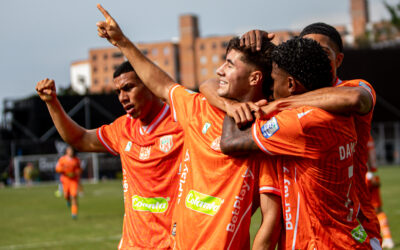 ENVIGADO F.C. VENCE 1-0 A BOCA JUNIORS DE CALI Y SIGUE FIRME CON SU IDENTIDAD DE CANTERA