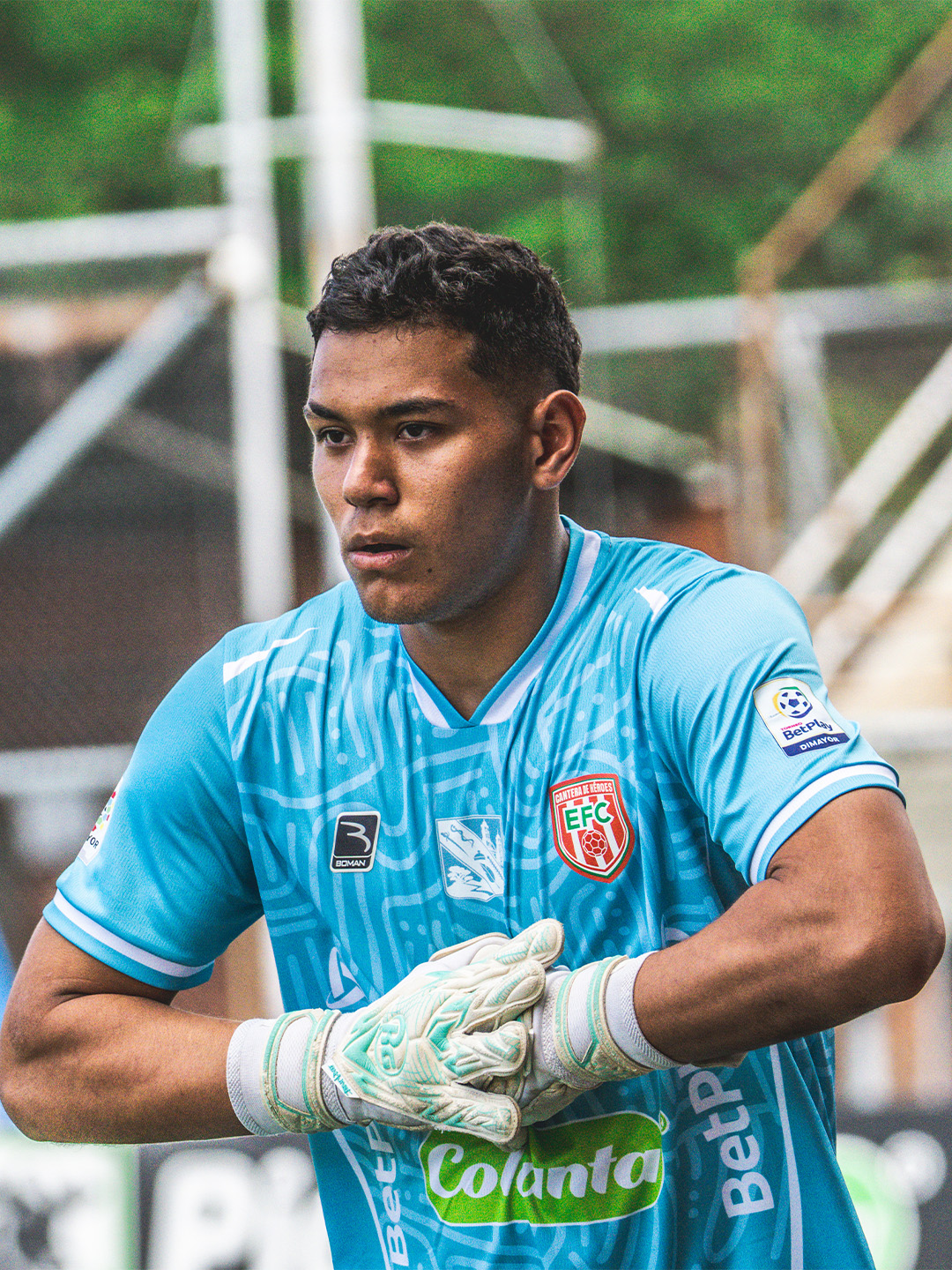 DEBUT CANTERANO